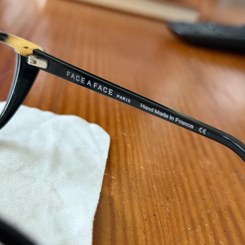 Mint condition Face a Face Black and Tortoise eyeglasses - Picture 3 of 4